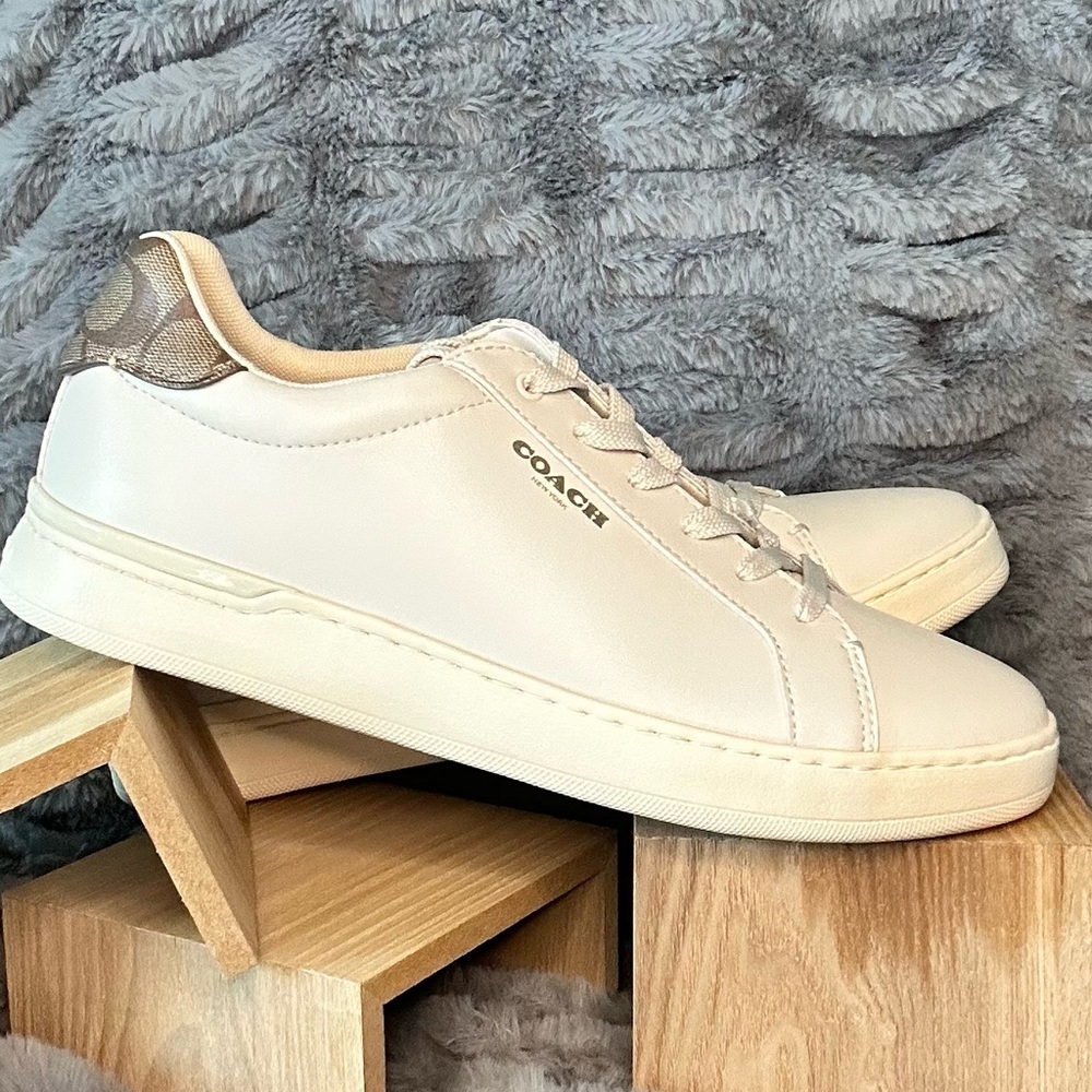 NWT - Coach Cream Women’s and Men’s Leather Sneakers with Logo